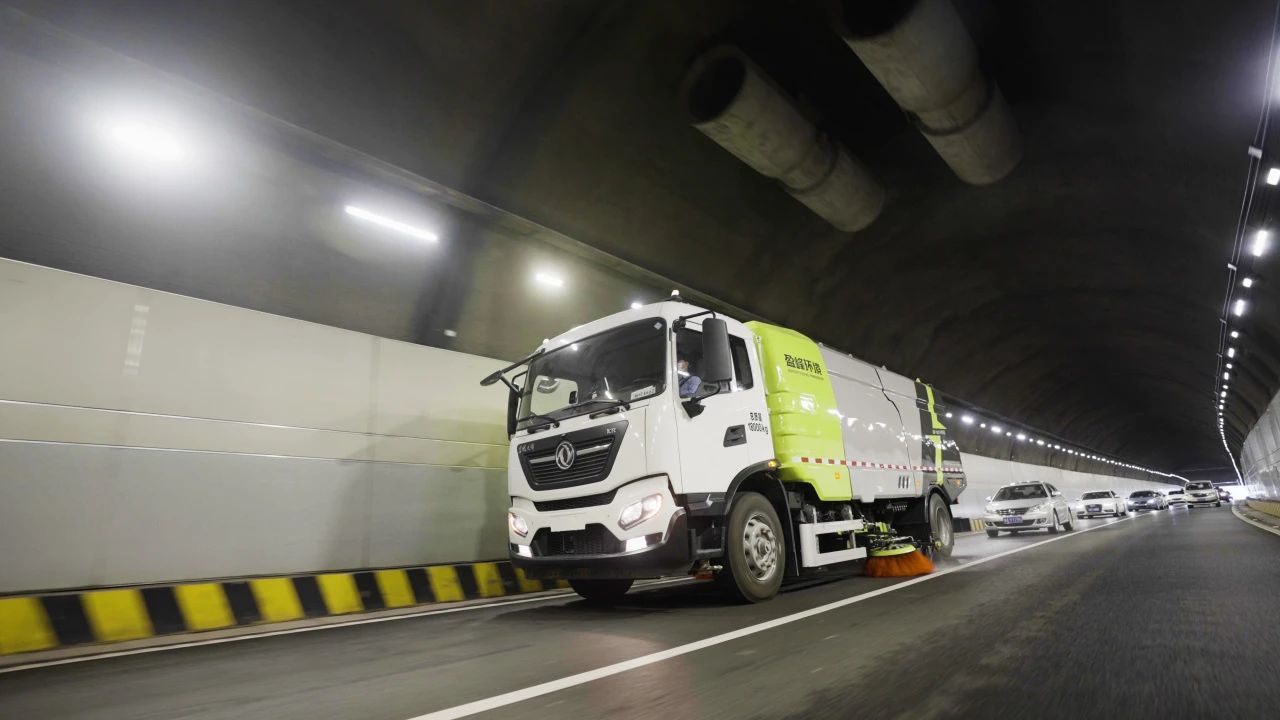 获赞！易倍emc环境新能源装备硬核守护2024珠海航展